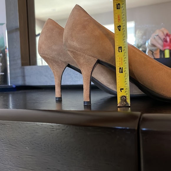 Suede Brown Prada kitten heel like new - Picture 7 of 7